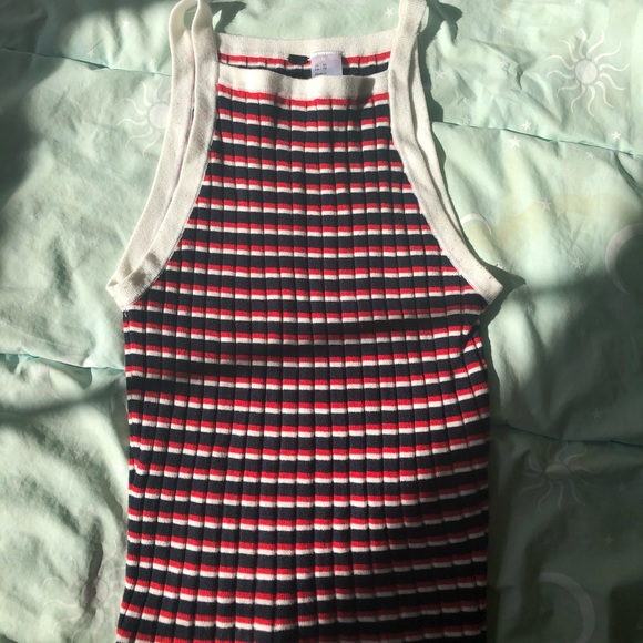 H&M haulter top - Picture 2 of 2